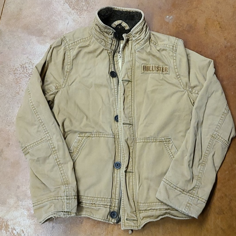 Hollister sheep lined jacket